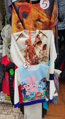 Okay, that's my first time seeing a metallica sweater.
