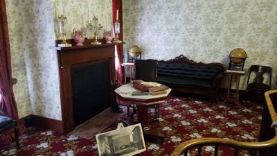 Stopped by Abraham Lincoln's house on the way home from Chicago. Aaron slept in the car.