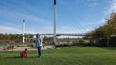 We walked from one end of this foot bridge to the other which crosses the state line between Nebraska and Iowa. Avery h