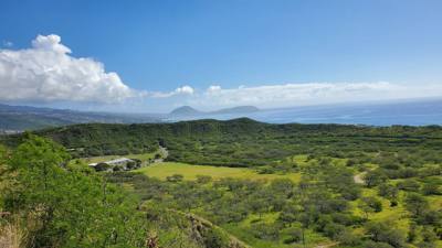 A hike up Diamond Head to get the day started.