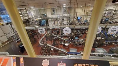 Hard to pass up a shot at ice cream.  This is the Tillamook Creamery.  It's was pretty good but Julie and I agreed the B