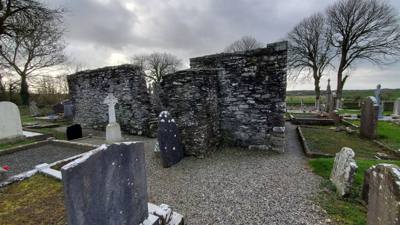 Interesting stop on the way to Belfast today. A Monastic site. Learned something new about the Celtic Cross. Apparent