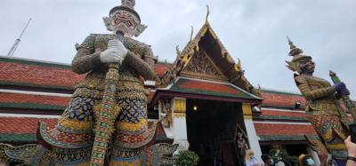 This is part 1 of our Grand Palace and Temple of the Emerald Buddha tour.  Beautiful, ornate and overwhelming.  There wa