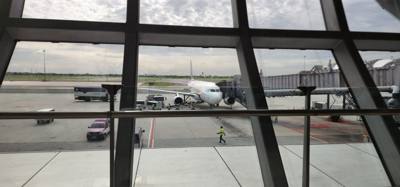 Waiting for our flight from Bangkok to Chiang Mai.