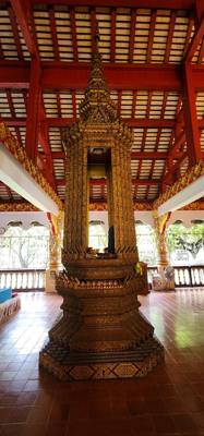 Wat Suan Dok...our second Temple of the day. Very ornate. Great to photograph this one. Beautiful!