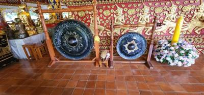 Wat Suan Dok...our second Temple of the day. Very ornate. Great to photograph this one. Beautiful!