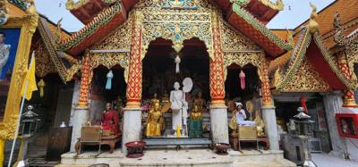 ABT (another bloody Temple) was a phrase used in a story our tour guide told us.  This one was the best of the day.  Not