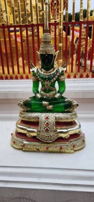 ABT (another bloody Temple) was a phrase used in a story our tour guide told us. This one was the best of the day. Not