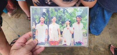 Got to experience the Padong people of Thailand this afternoon. Also known as the Long Neck Karan people. Our tour gui