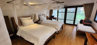 Another breathtaking venue for us to stay at. All of these places are very Feng Shui. Time to settle down for a dinner