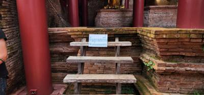 A quick stop on the way back to the resort at another Temple and to see some teak wood.