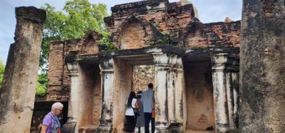 Spent the morning exploring the ruins of old Sukhothai.  Several ancient temples.  Udom brought us here in the morning b