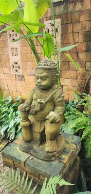 I swear every place we go has great food and wonderful botanicals.  Chaba Lagoon was no exception.  The food we ate was 