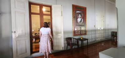 Visited Bang Pa-In this morning. Very beautiful. More refined than other locations we've visited. Couldn't take photos
