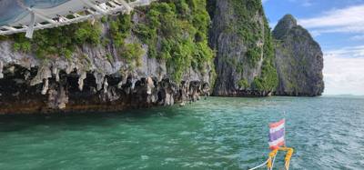 Today was all about visiting the islands around Phuket. Best day ever! Lots of stops at interesting places with some g