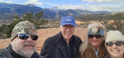A quick stroll through Garden of the Gods to earn our Thanksgiving day meal?  Sounds like a plan!