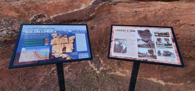 A quick stroll through Garden of the Gods to earn our Thanksgiving day meal?  Sounds like a plan!