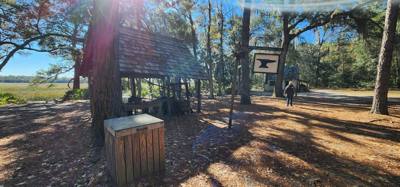 Our "get the juices flowing" vacay hike this morning was at the Wormsloe Historic Site.  Pictures and video don't do the