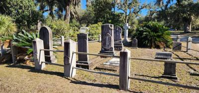 Yep, we're back in the cemeteries.  The age and wear on some of the headstones already makes it kinda creepy and beautif