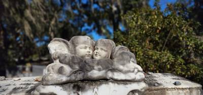 Yep, we're back in the cemeteries.  The age and wear on some of the headstones already makes it kinda creepy and beautif