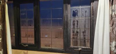 I slept like a log at the Belere Hotel in Rabat.  A few learning experiences were to be had.  The condensation on the wi
