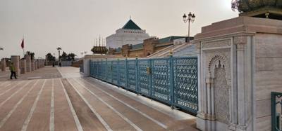 Got to see some ruins of the Hassan mosque. Lots of mosaics in the fountains. The opera house across the street is pur