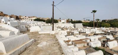The Jewish cemetery was one of our stops today. Difficult to move around in there. Was surprised how packed in everyth