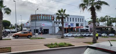 Sadie's new family was gracious enough to take me to the local Harley Davidson shop in Casablanca.  They sold a lot of o