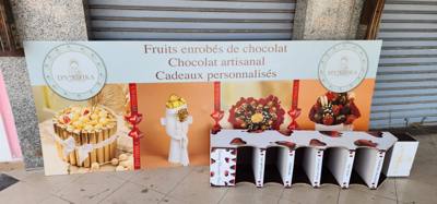 After the Harley Davidson store it was time to get everyone chocolate.  Delicious and friendly.  Everyone that knows me 