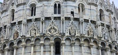 Wow!  Pisa!  You get off the train and walk a path through shops, cafes, larger restaurants, town squares and then cross