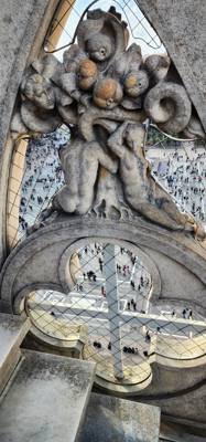 I can't accurately explain the awe when you walk out of the subway at Duomo di Milano.  It's ornate and massive and when