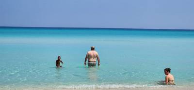 Beach Day trip to Varadera this morning. Was nice just to sit and chill a bit and enjoy some local flavor. The pina co