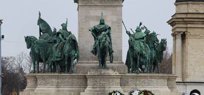 First stop this morning was Hero's Square.