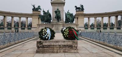 First stop this morning was Hero's Square.