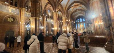Visited Matthias Church and the surrounding area.  The real test was that we were treated to a short  organ concert.  Gr