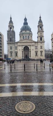St Stephen's Basilica was on the agenda.  Beautiful place.  I didn't have 'mummified hand' on my bingo card but there it