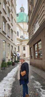 Walking in Vienna/St Stephen's Cathedral.