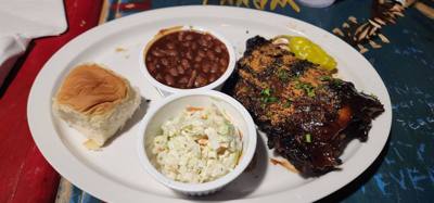 Dinner and a show tonight at BB Kings Blues Club on Beale Street in Memphis tonight.  Saw the first band then went walki