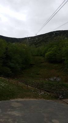 While in Lincoln, NH we were trying to find things to do. Julie suggested we get a pass to Flume Gorge and also include