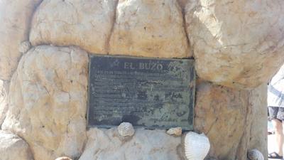 Today's trip (Part 1) was to Bucerias, Nayarit. We met Linda and Marlin in downtown Puerto Vallarta and took the bus th